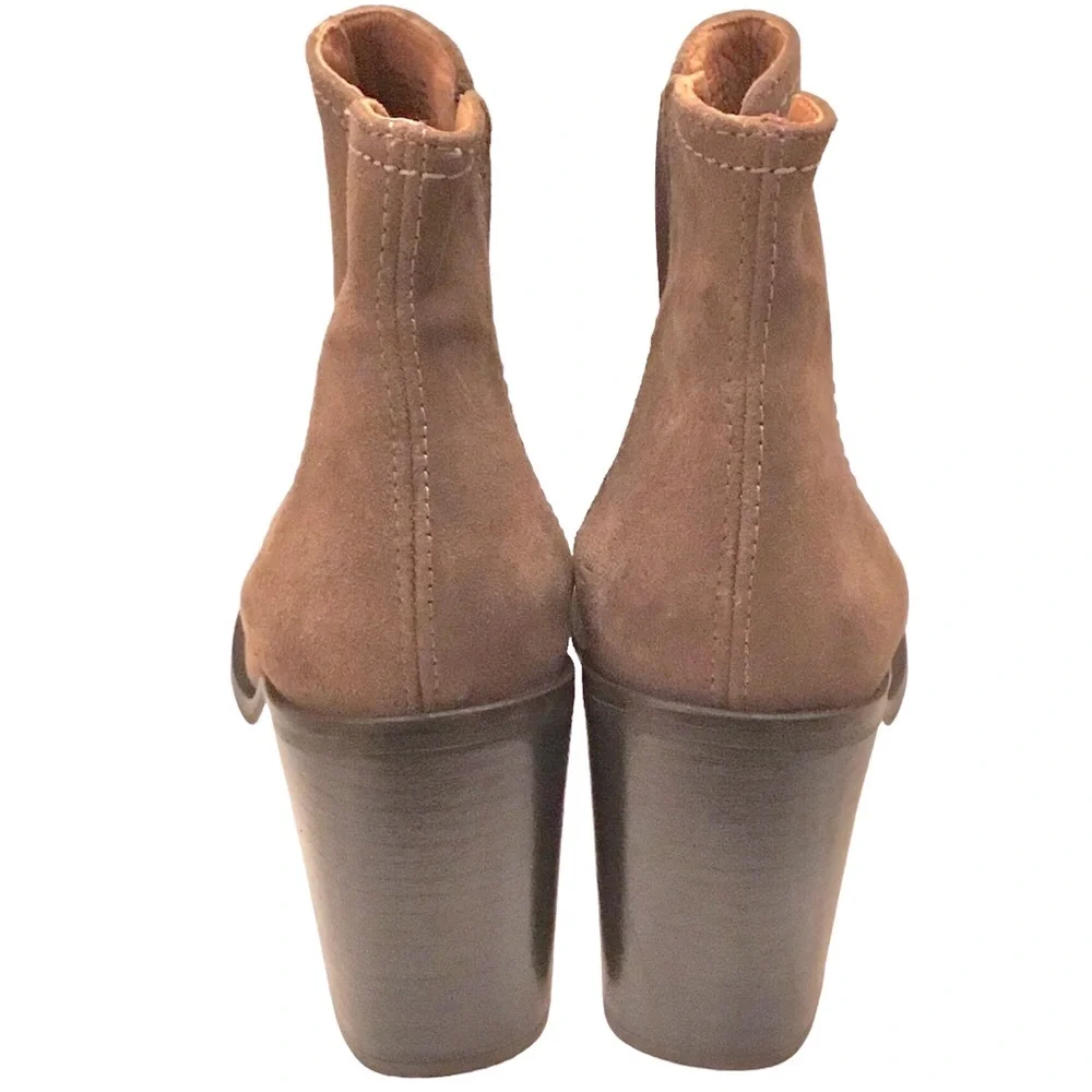 Shellys London ASHLEY Y2K Chelsea Ankle Boots Taupe Suede Pull-on Boot Size: 10